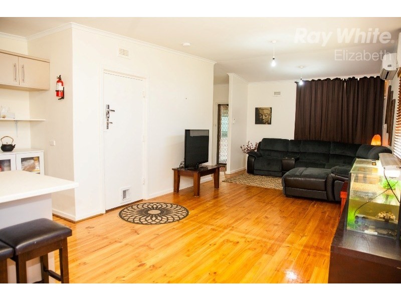 16 Elgin Ave, Evanston SA 5116