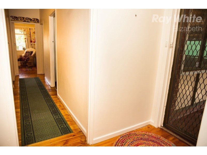 16 Elgin Ave, Evanston SA 5116