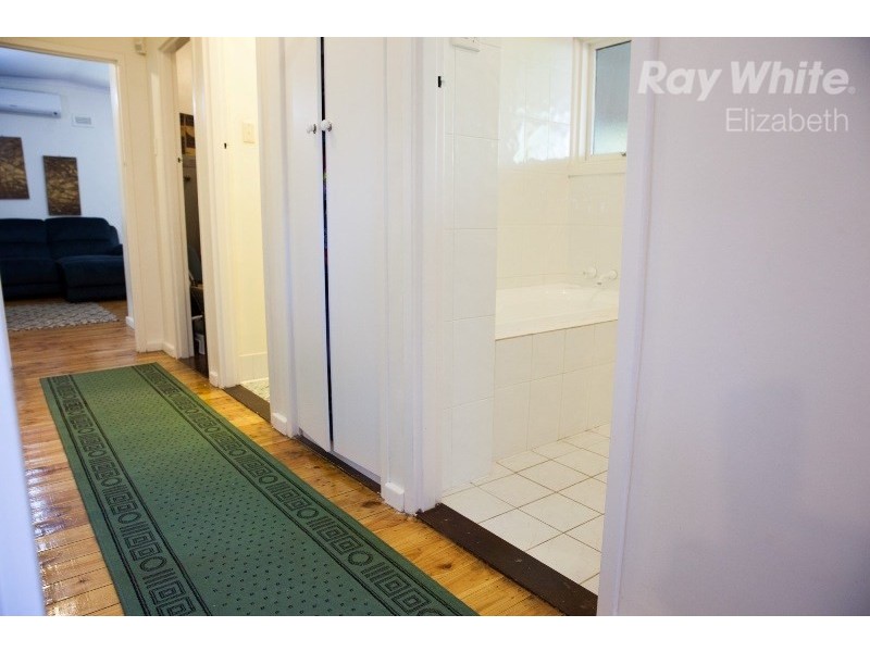 16 Elgin Ave, Evanston SA 5116