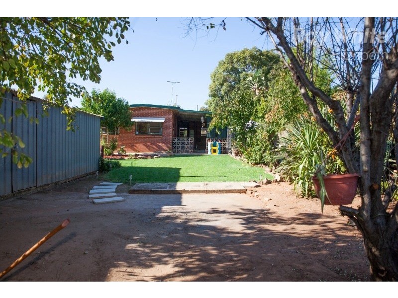 16 Elgin Ave, Evanston SA 5116