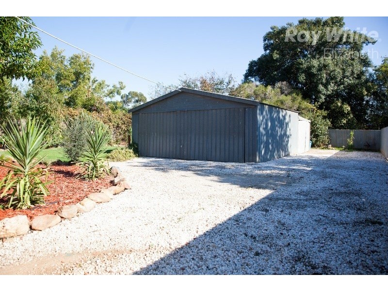 16 Elgin Ave, Evanston SA 5116