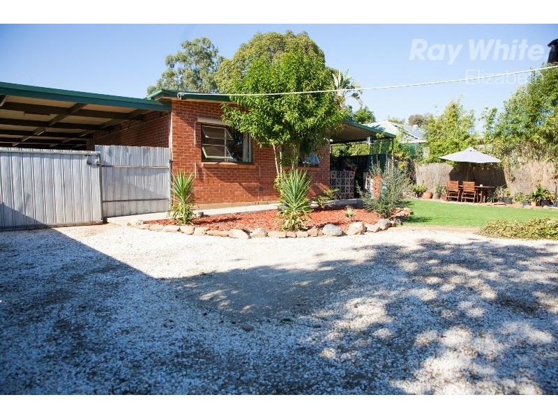 16 Elgin Ave, Evanston SA 5116