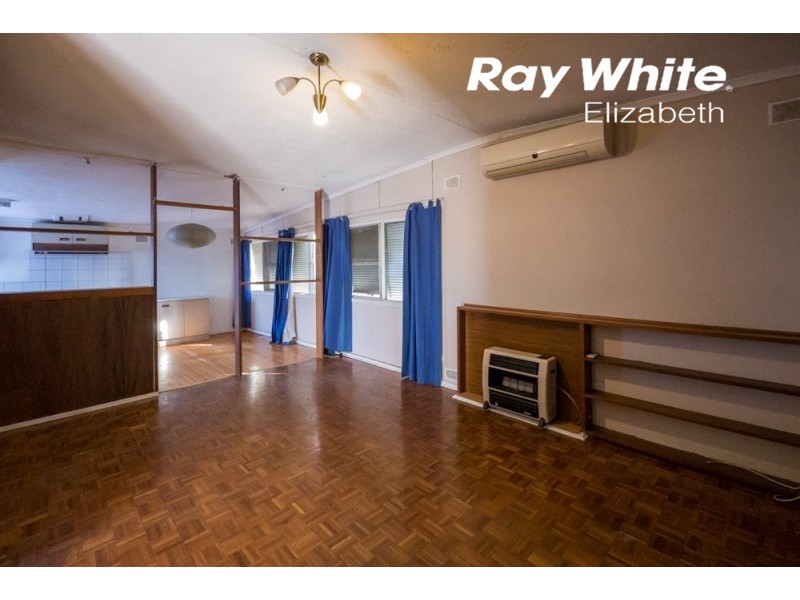 24 Blacks Road, Gilles Plains SA 5086