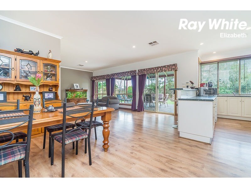 2 Trinity Court, Andrews Farm SA 5114