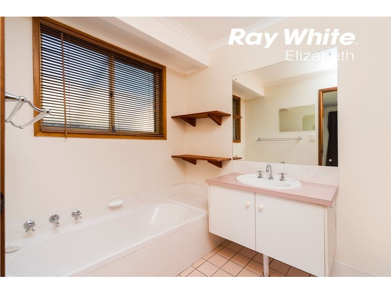 26 Grace Avenue, Andrews Farm SA 5114