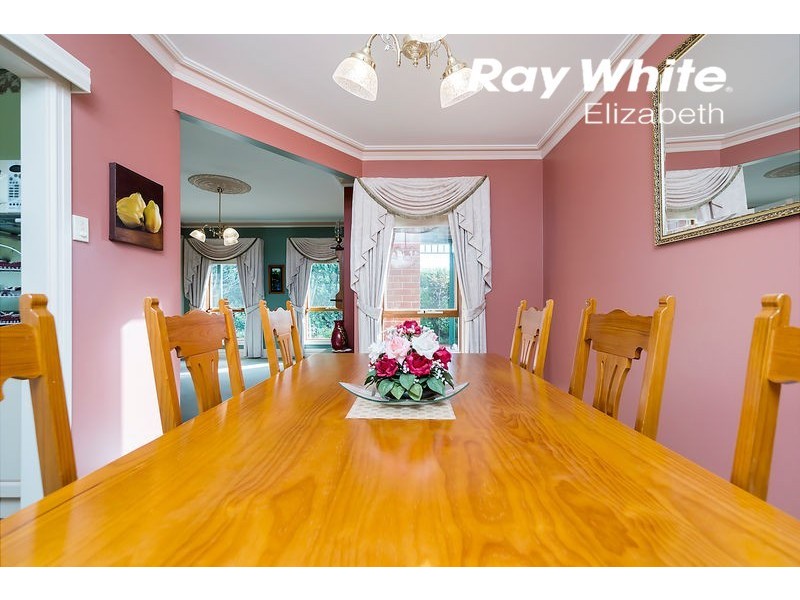 4 Bayview Parade, Gulfview Heights SA 5096