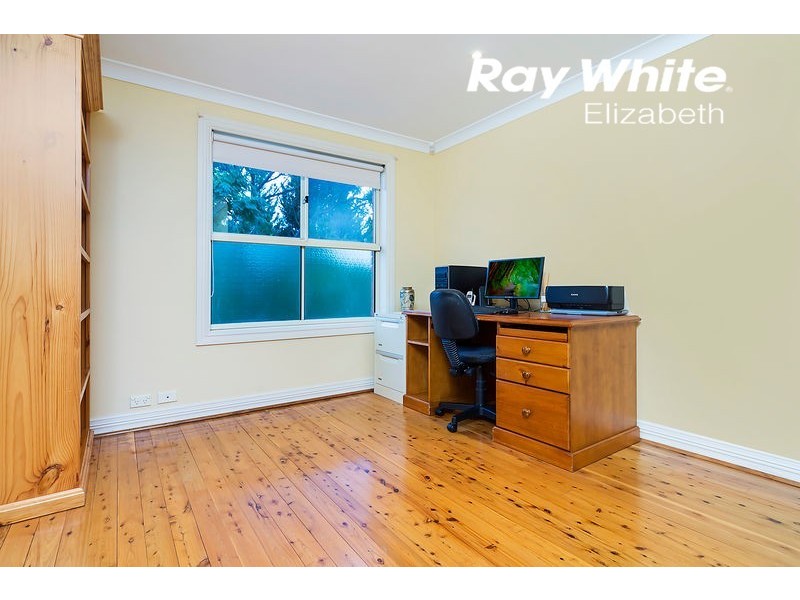 4 Bayview Parade, Gulfview Heights SA 5096