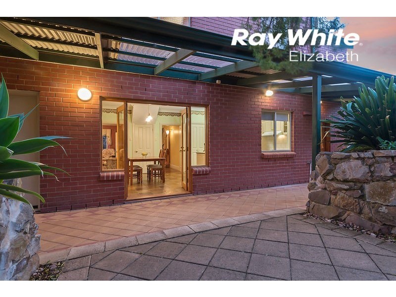 4 Bayview Parade, Gulfview Heights SA 5096