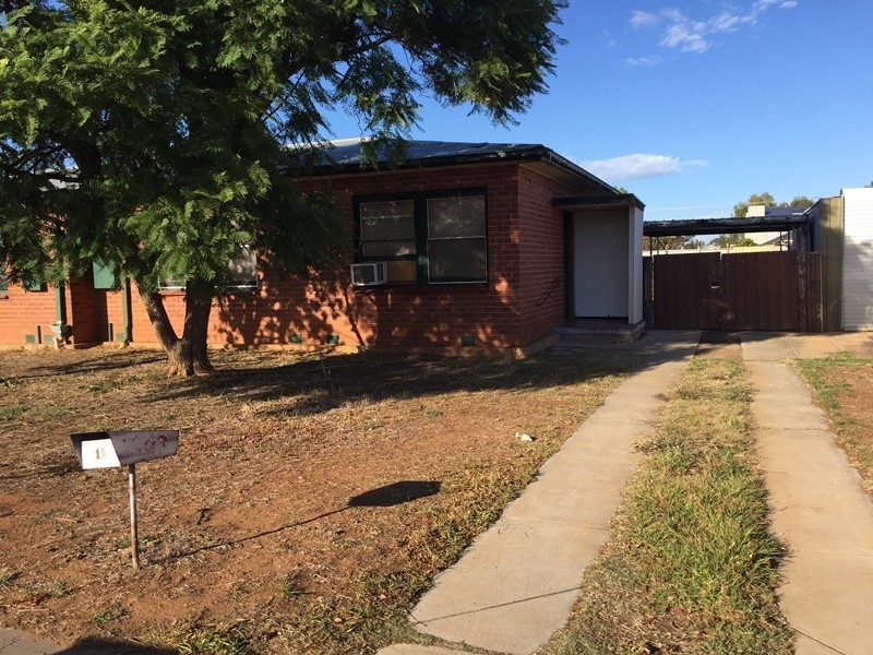 15 Barrat St, Smithfield Plains SA 5114