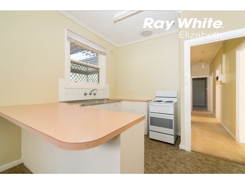 128 Halsey Road, Elizabeth East SA 5112