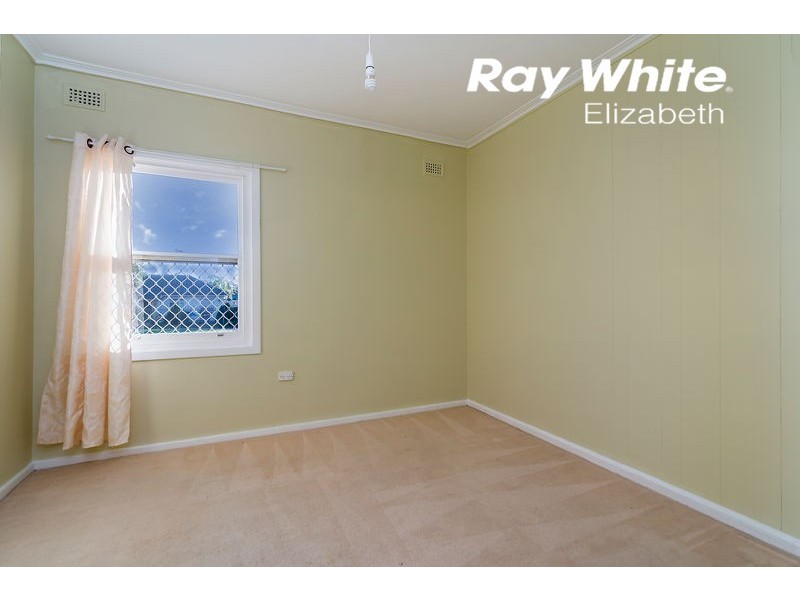 128 Halsey Road, Elizabeth East SA 5112