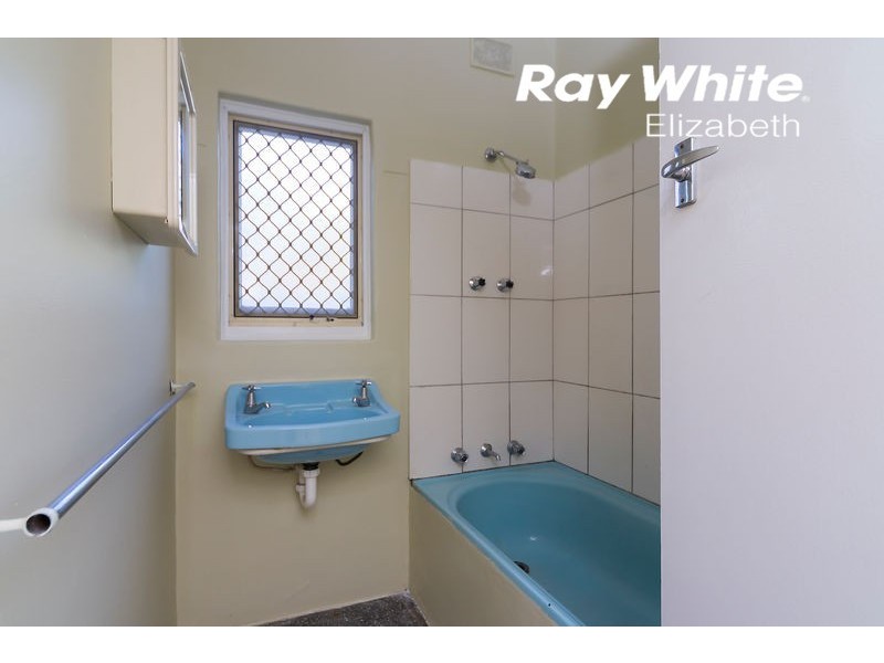 128 Halsey Road, Elizabeth East SA 5112
