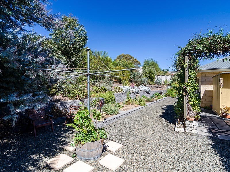 6 London Court, Mount Barker SA 5251