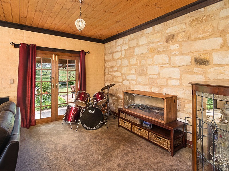 164 Downers Road, Oakbank SA 5243