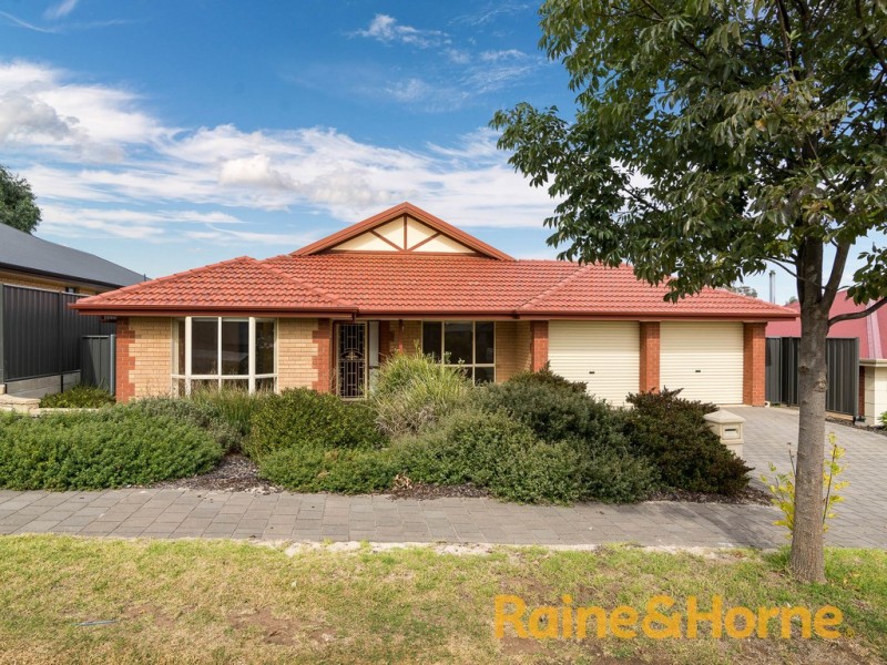 13 Carlson Street, Mount Barker SA 5251