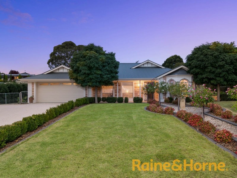 8 London Court, Mount Barker SA 5251