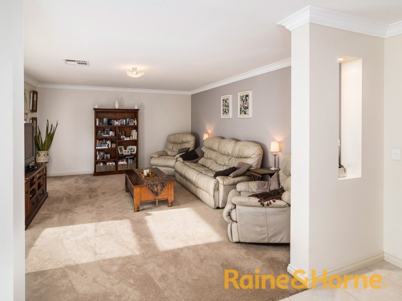 8 London Court, Mount Barker SA 5251
