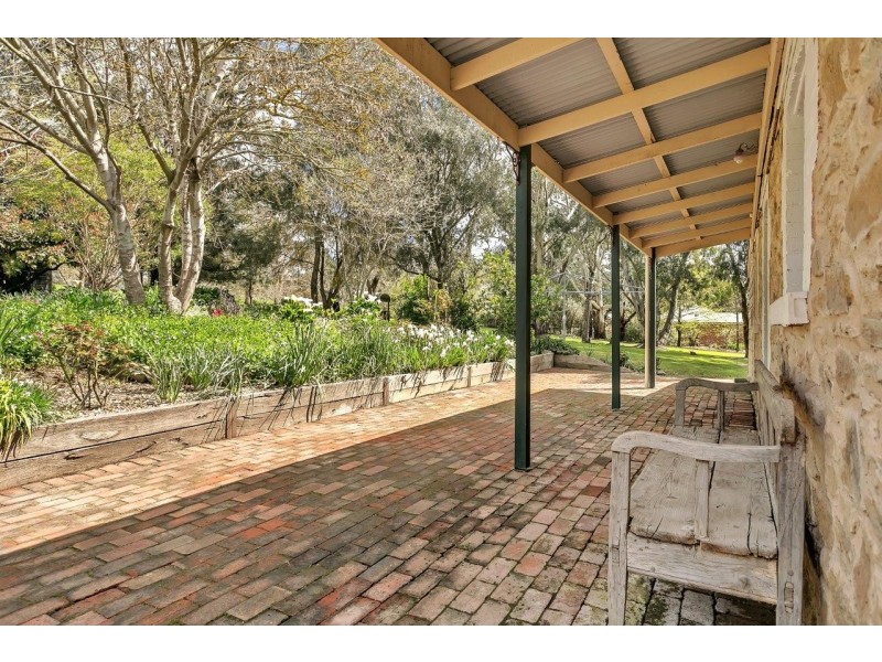 10 Taminga Grove, Verdun SA 5245