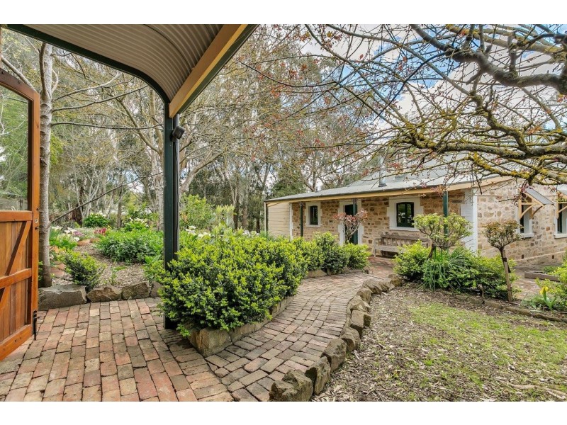 10 Taminga Grove, Verdun SA 5245