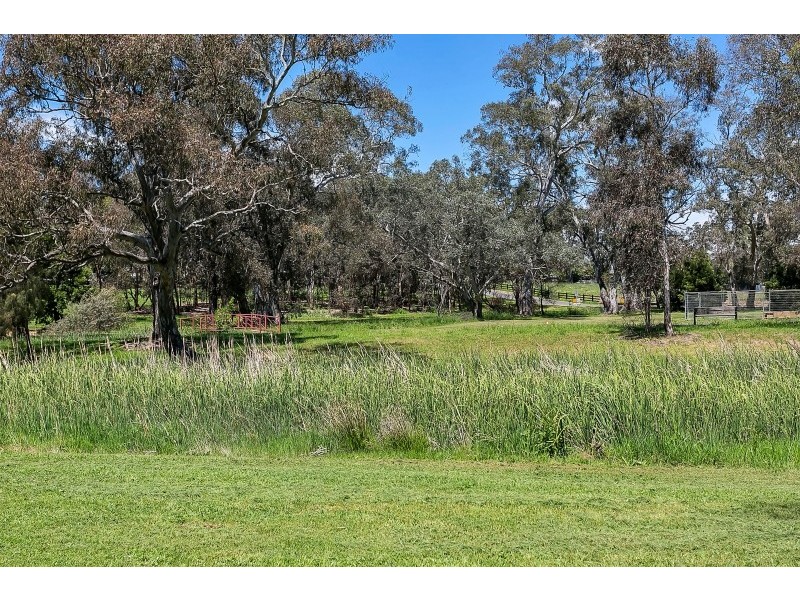 2 Wuttke Road, Mount Barker SA 5251