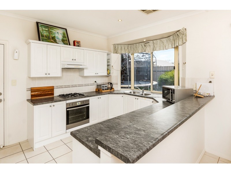 11 Tate Avenue, Mount Barker SA 5251