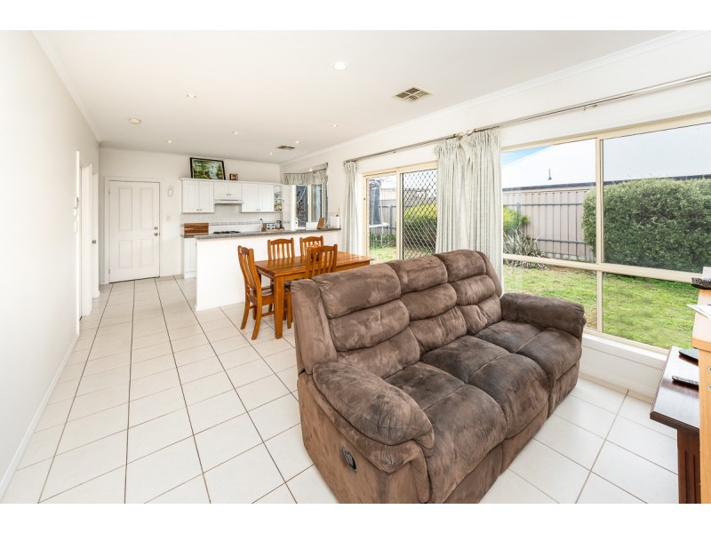 11 Tate Avenue, Mount Barker SA 5251