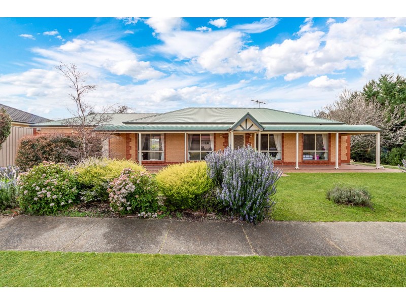 11 Tate Avenue, Mount Barker SA 5251