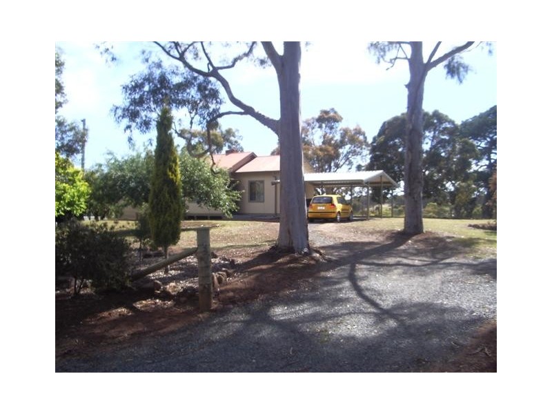 13 Nelson Road, Wistow SA 5251
