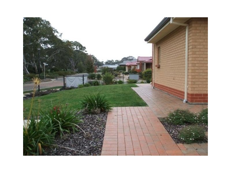 11 Tate Avenue, Mount Barker SA 5251