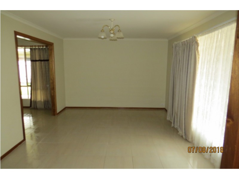 7 Ware Close, Mount Barker SA 5251