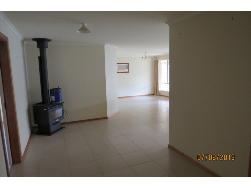 7 Ware Close, Mount Barker SA 5251