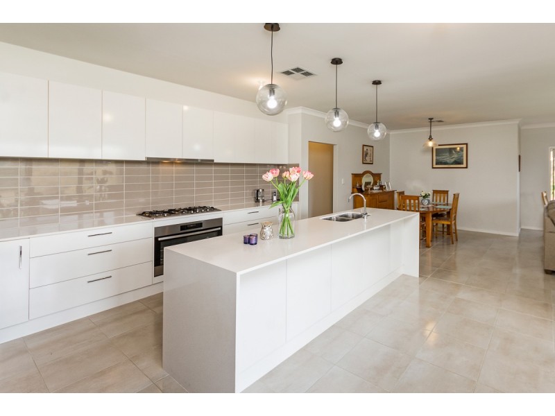 27 Spicer Street, Mount Barker SA 5251