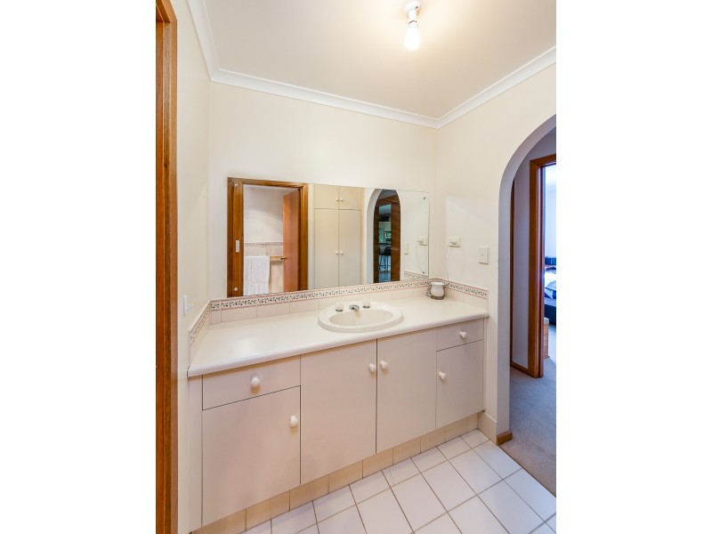 6 Symonds Drive, Mount Barker SA 5251