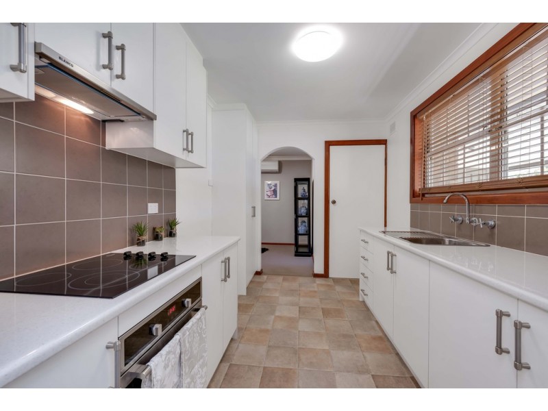 7 Collins Street, Hahndorf SA 5245