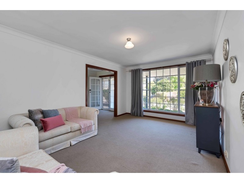 7 Collins Street, Hahndorf SA 5245