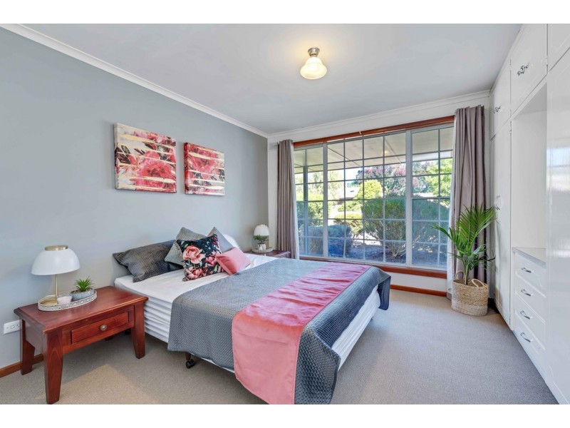 7 Collins Street, Hahndorf SA 5245