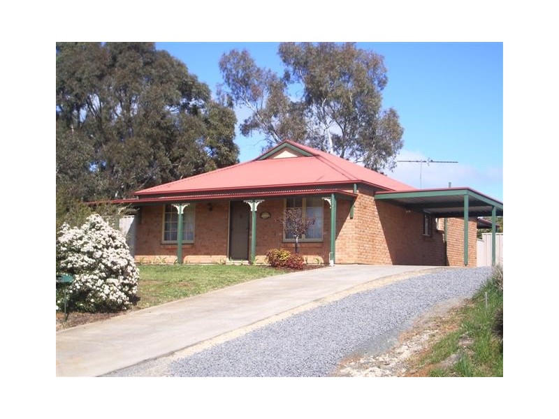 127 Hurling Drive, Mount Barker SA 5251