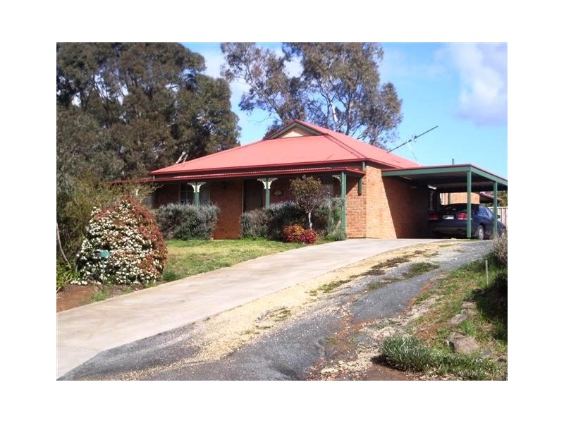 127 Hurling Drive, Mount Barker SA 5251