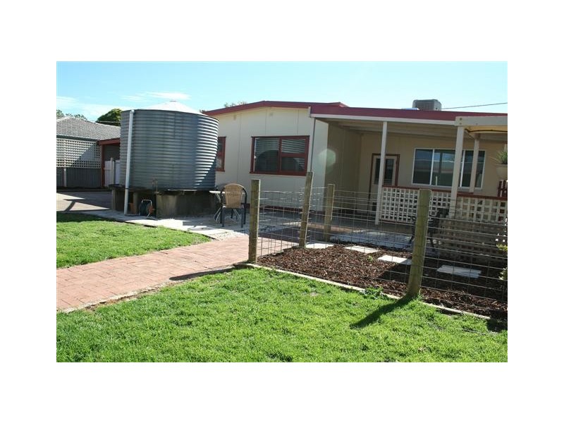 5 Stirling Road, Strathalbyn SA 5255