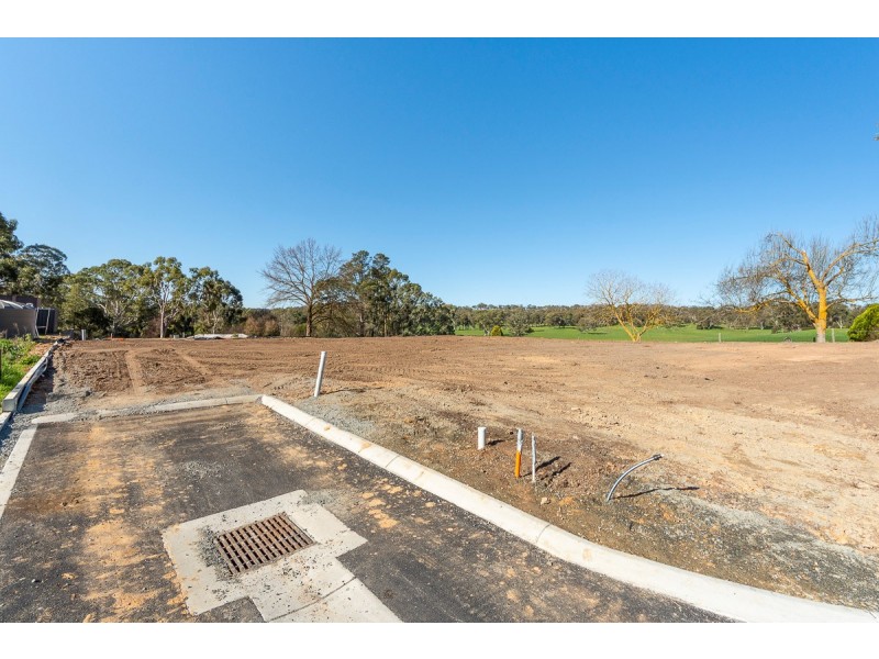 11 View Road, Woodside SA 5244