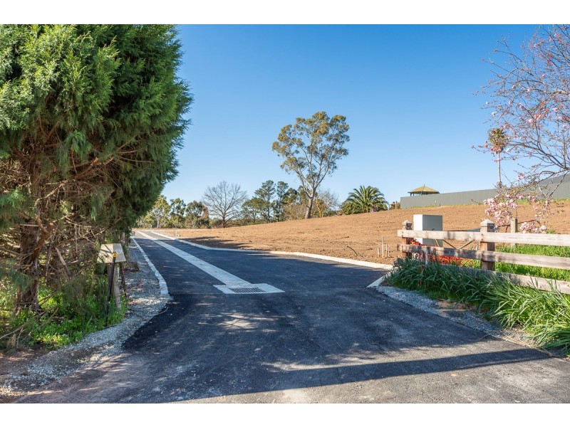 11 View Road, Woodside SA 5244