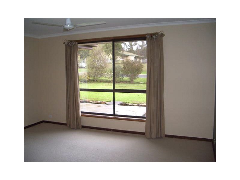 2 Acacia Street, Mount Barker SA 5251
