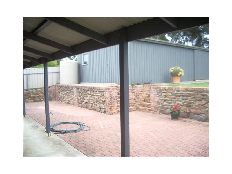 16 Kernutt Court, Mount Barker SA 5251