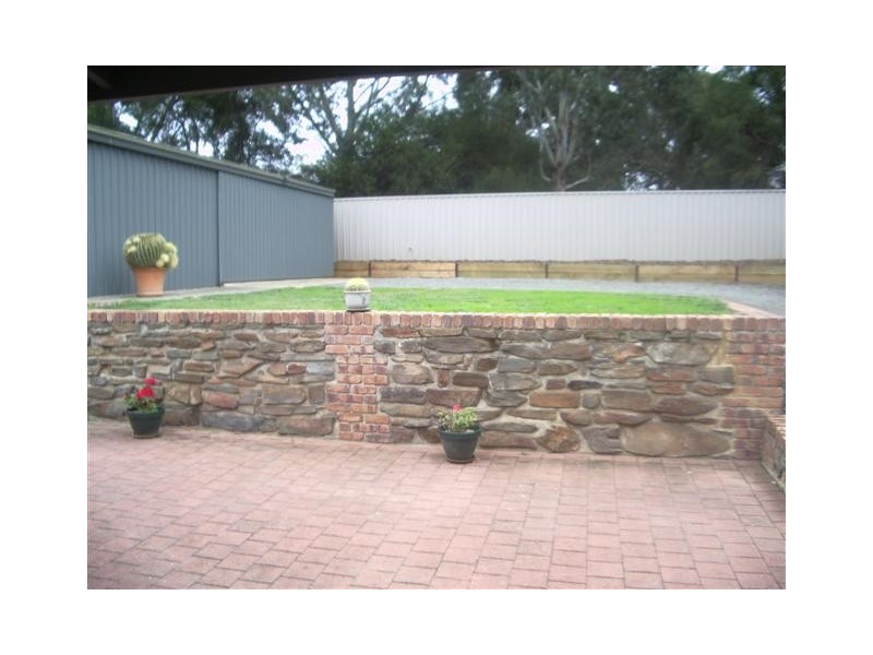 16 Kernutt Court, Mount Barker SA 5251