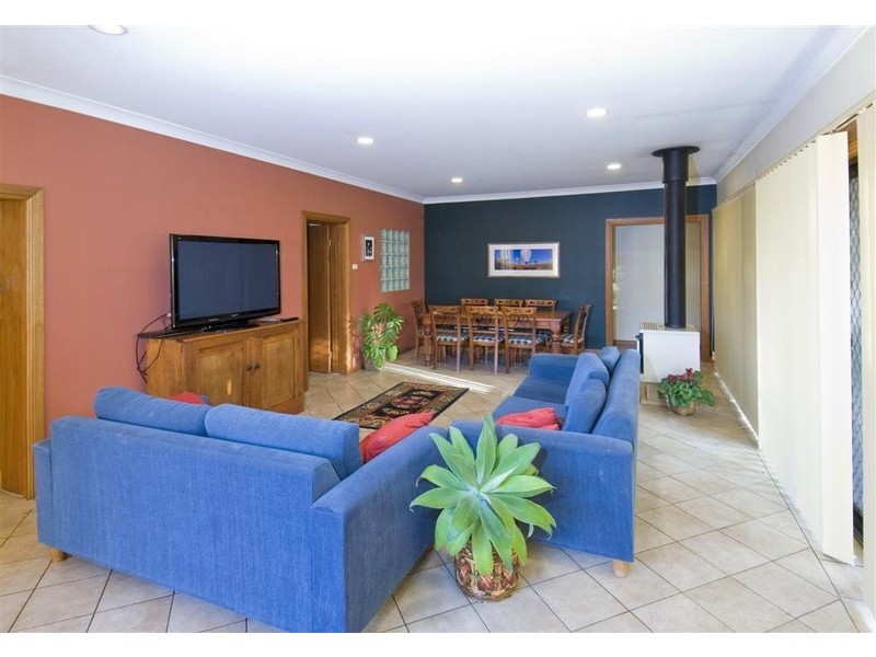 6 Albert Road, Mount Barker SA 5251