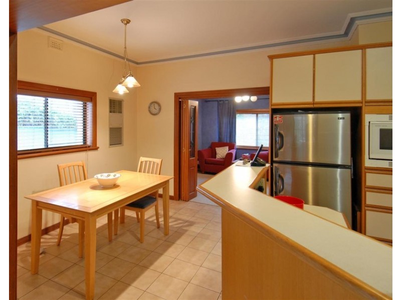 6 Albert Road, Mount Barker SA 5251