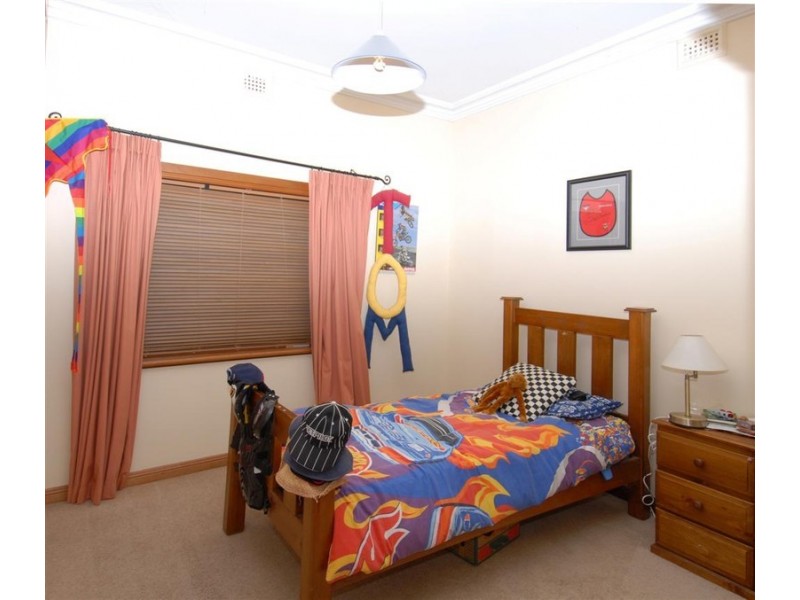 6 Albert Road, Mount Barker SA 5251