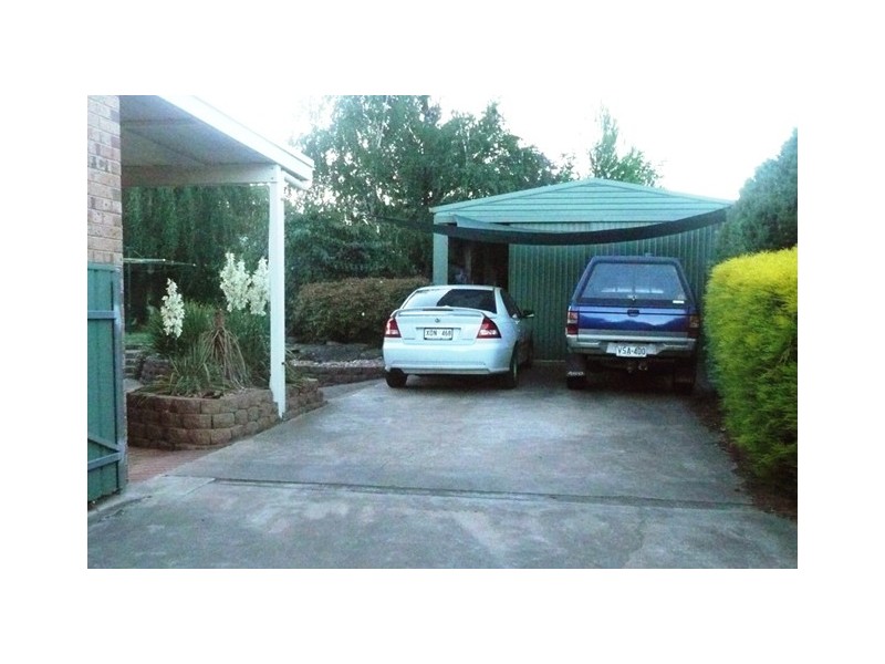 6 Albert Road, Mount Barker SA 5251
