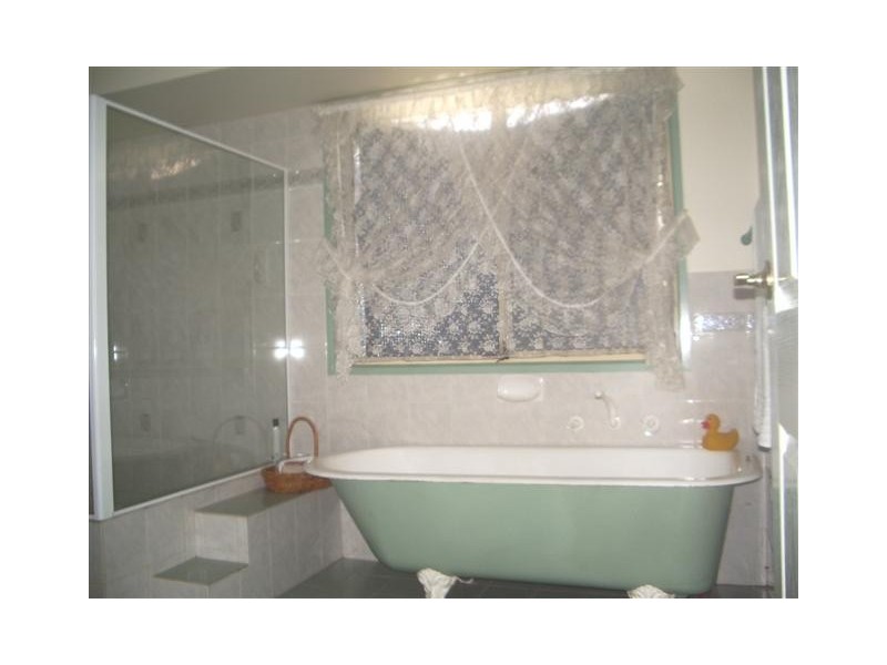 9 Bruce Close, Mount Barker SA 5251