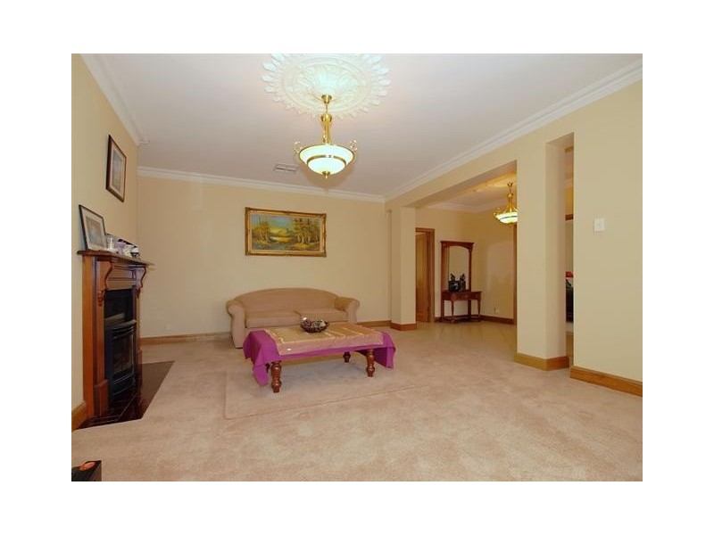 7 Crystal Court, Mount Barker SA 5251